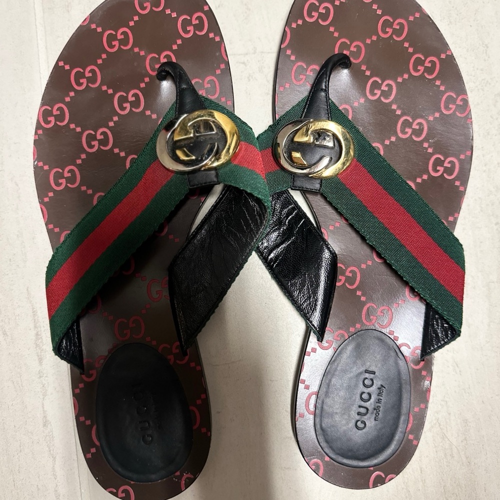 Gucci Black and Red Logo Sandals